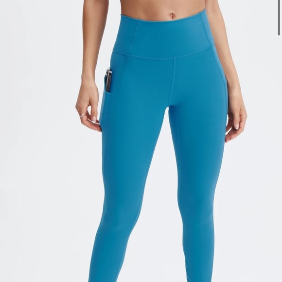 Oasis High-Waisted 7/8 Legging - Picture 2 of 2